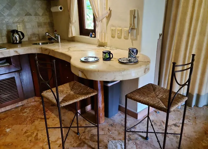Luxury Steps To The & 5ta Av, Amazing Willa