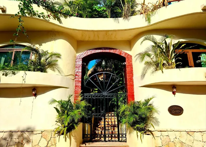 Villa Luxury Steps To The & 5ta Av, Amazing *